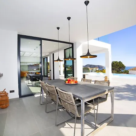 Graham Holiday - Saona Villa Moraira
